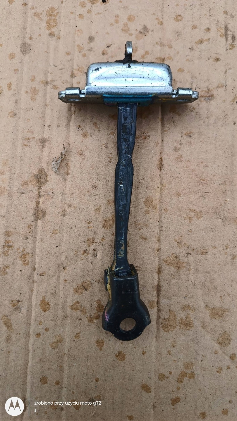 HYUNDAI I20 II limiter door left rear part 2019R