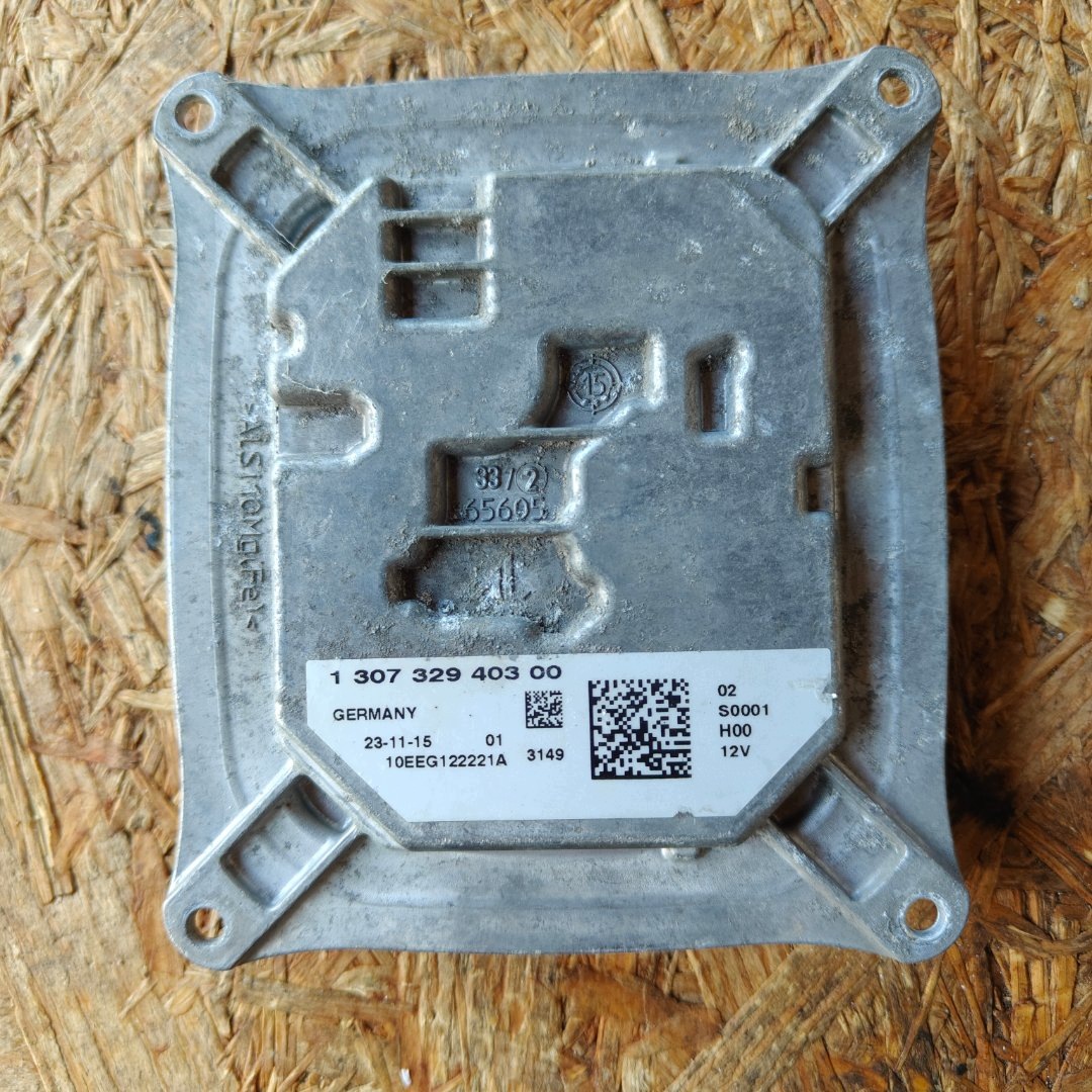 control unit lights LED PEUGEOT 308 II control unit right 130732940300
