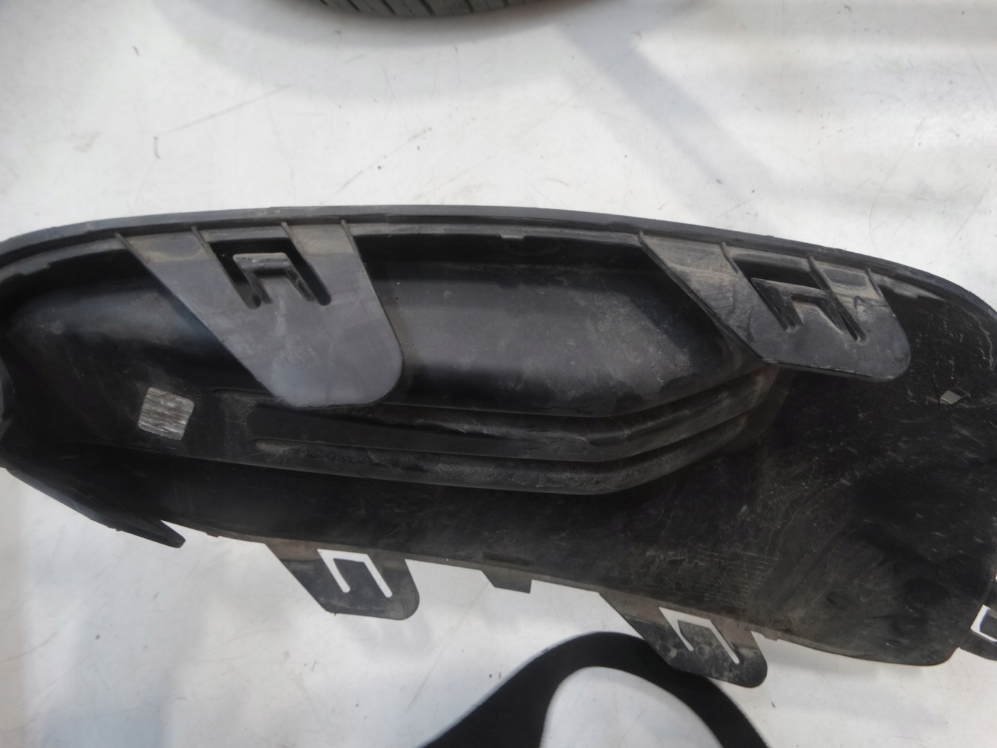 grid fog lights of a bumper right front OPEL COMBO E 9816777880