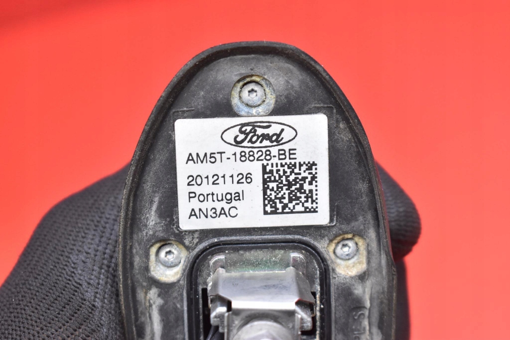 Antenne AM5T-18828-BE FORD FOCUS MK3 11-15