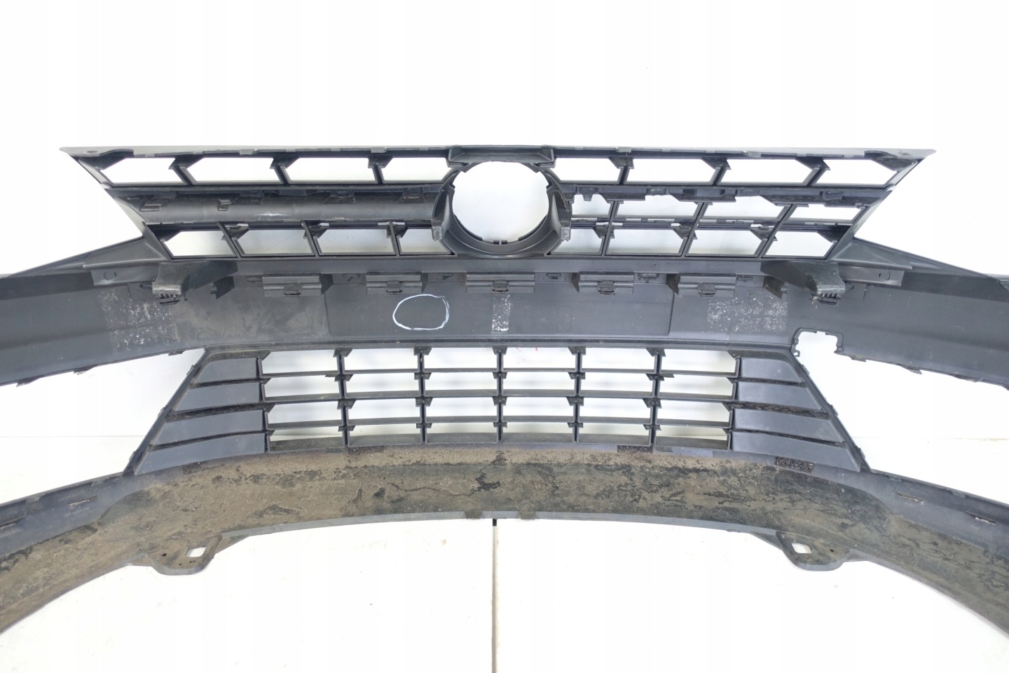 nárazník předek přední VW CADDY LIFT 15- 2K5807221J