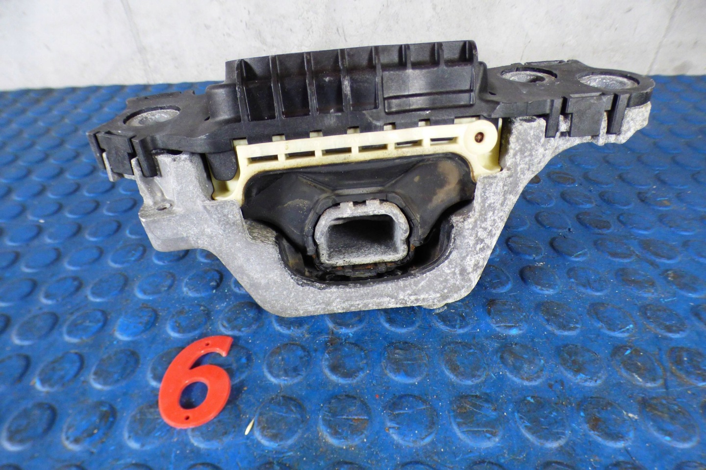 Opel Astra K V 1.5 CDTI engine mount 39193447 st.BDB