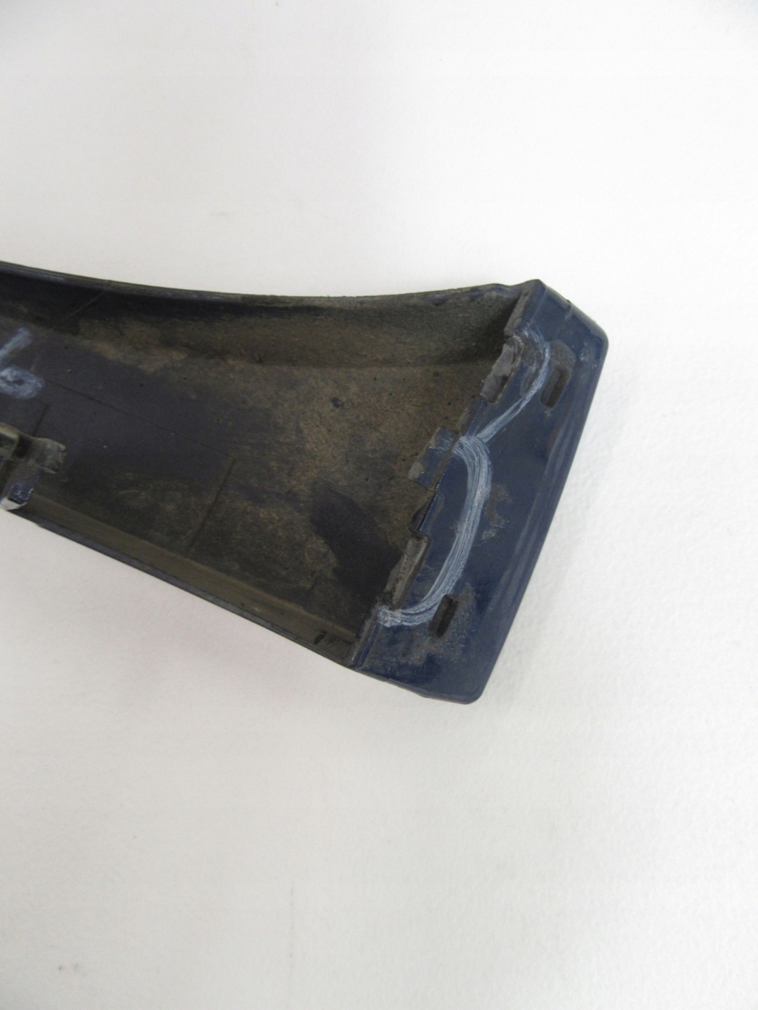 moulding below lampe brewka right BMW e46 LCI LIFT sedan KOMBI