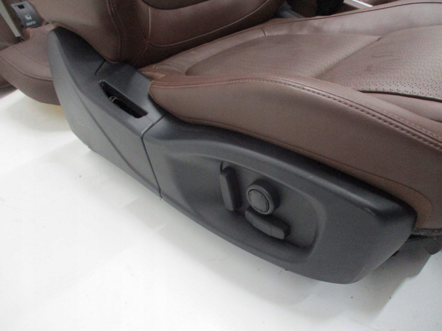 seats upholstery leather JAGUAR XE 15R