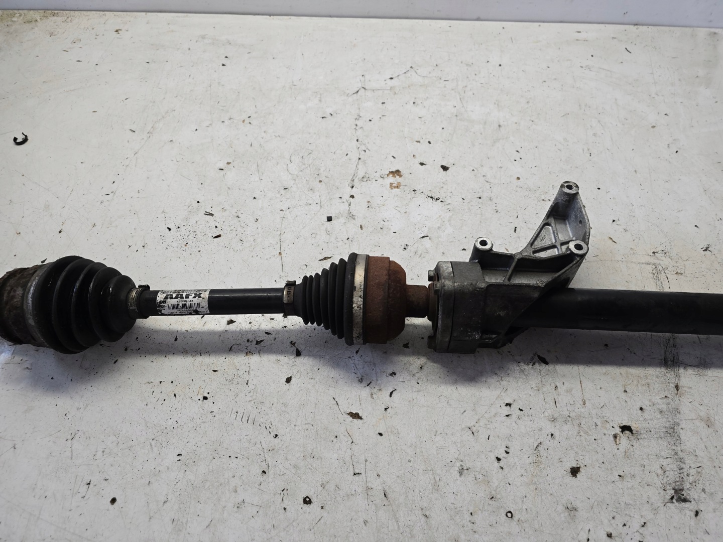 OPEL ASTRA J LIFT semi-axis right 13335143 AAFX 1.6CDTI M32