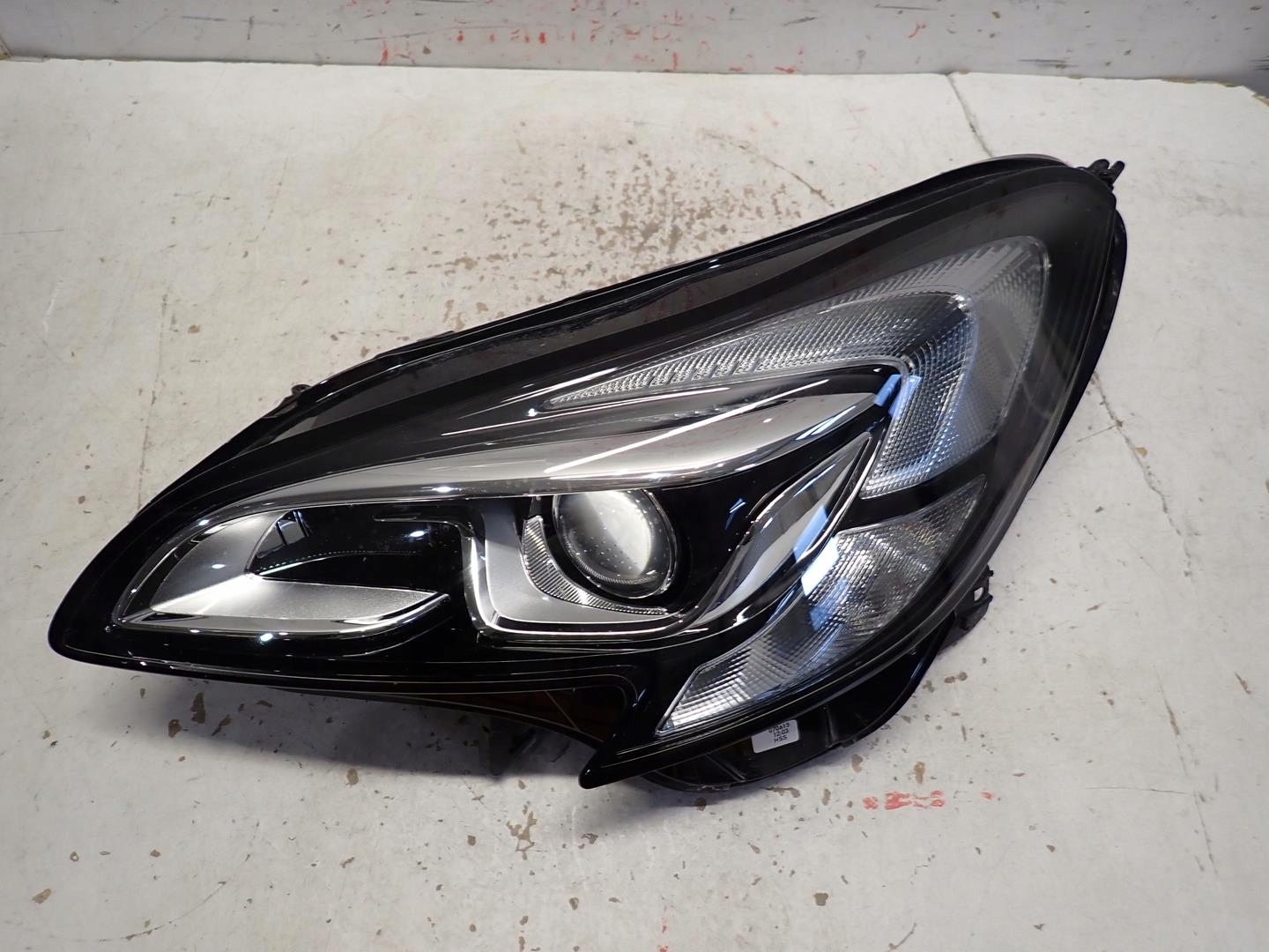 light front front left OPEL CORSA E 2014- XENON 13381347