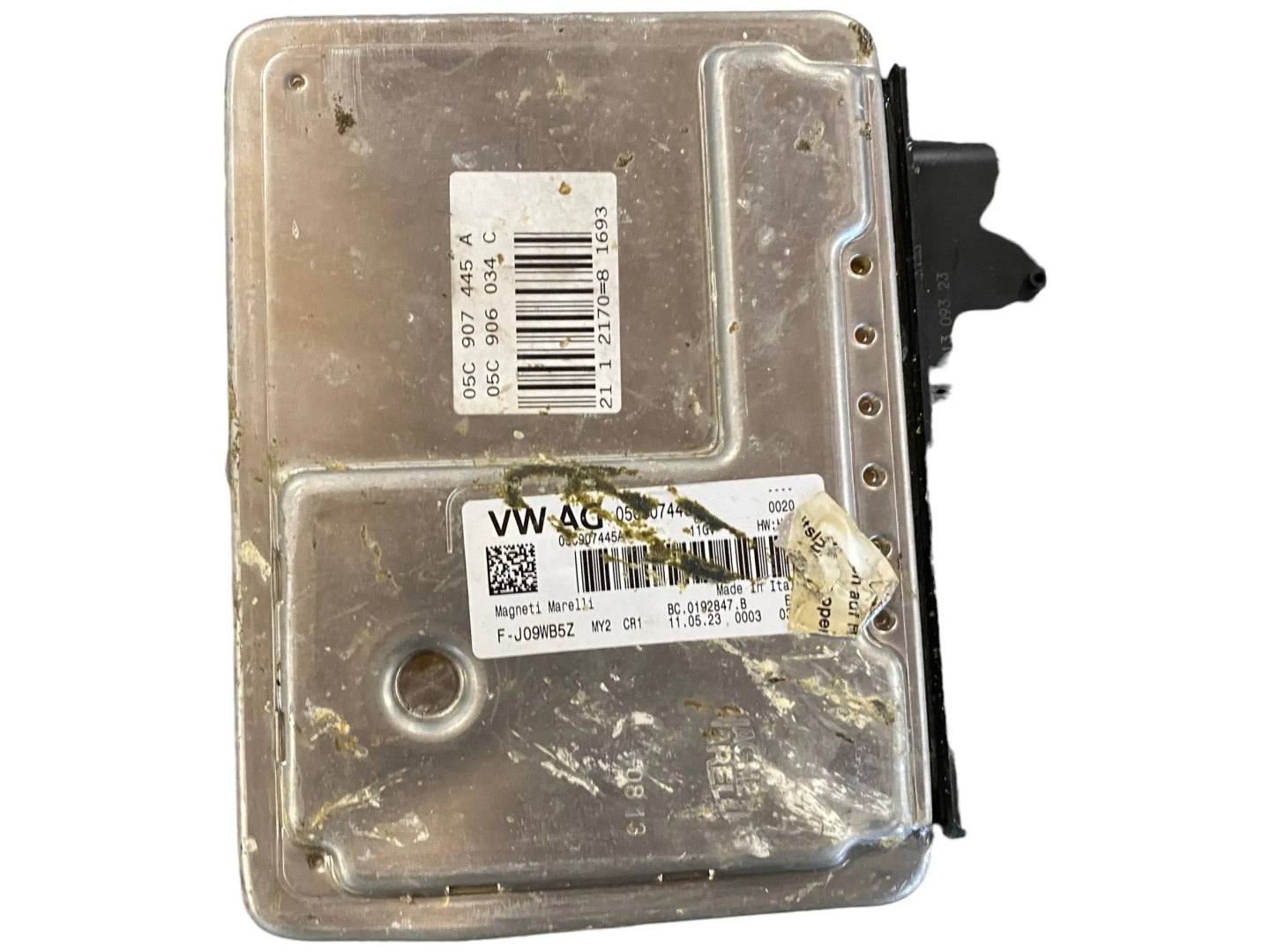 VOLKSWAGEN POLO control unit of the engine 05C907445A