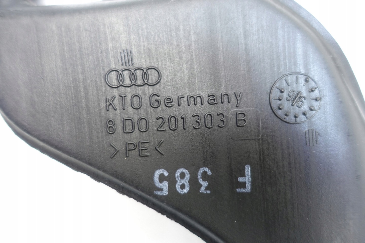 water tank AUDI A4 B5 8D0201303B