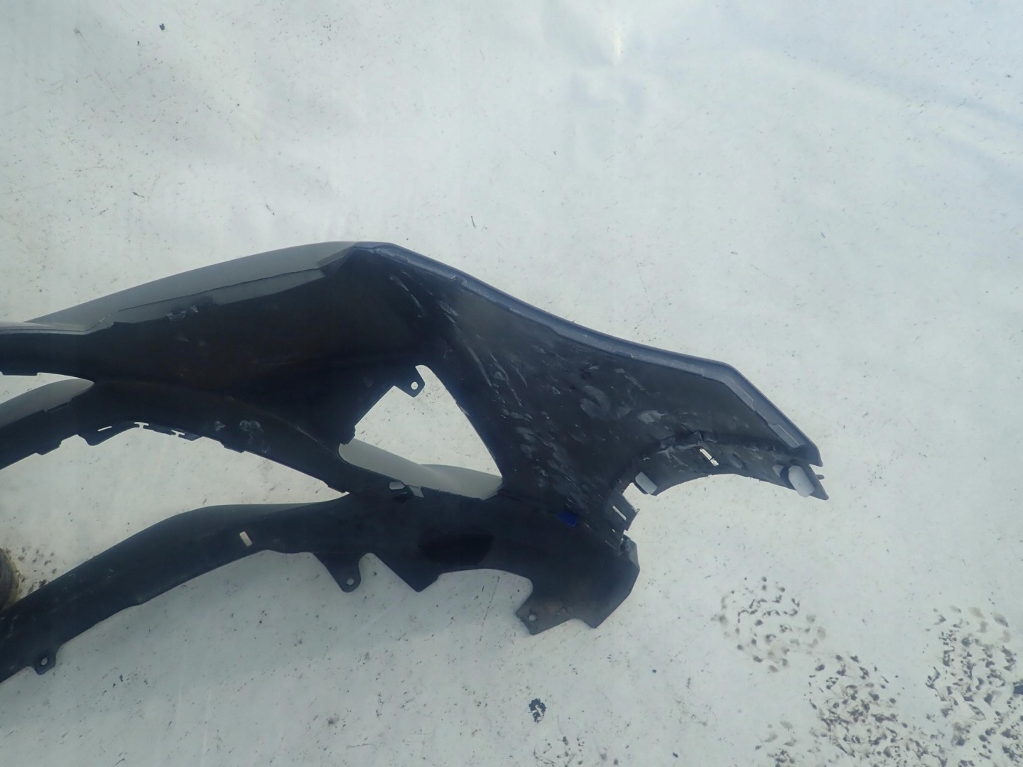 TOYOTA RAV4 IV LIFT 15-19 bumper front PDC