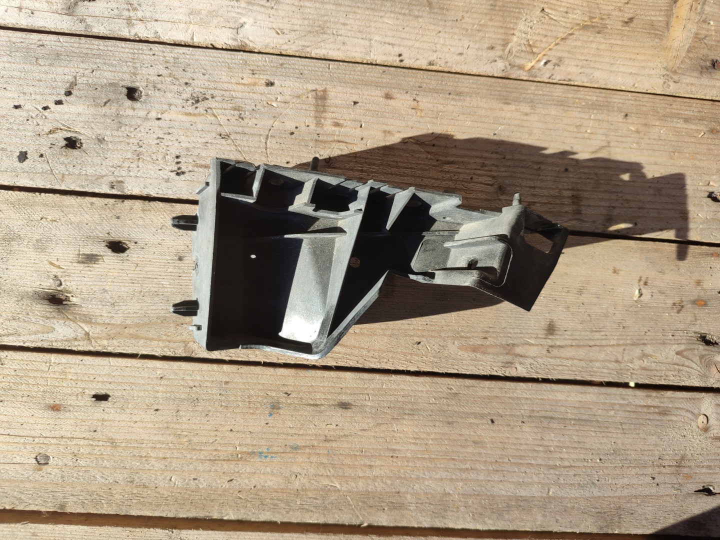 support holder of a bumper left front front AUDI Q5 8R 8R0807283C