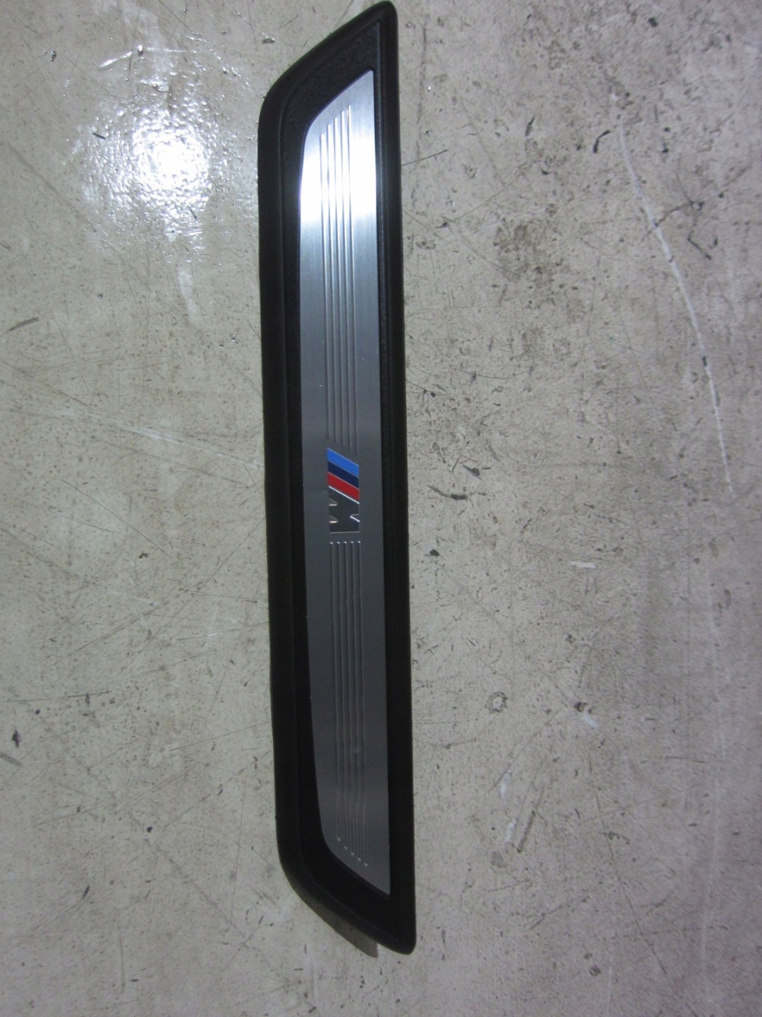 BMW 7 F02 moulding inner cap threshold front 8046135 51478046135