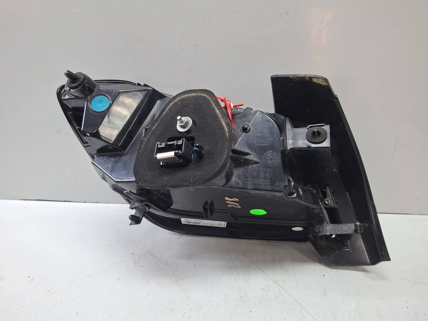 light rear right 9823216680 PEUGEOT 208 II 2019