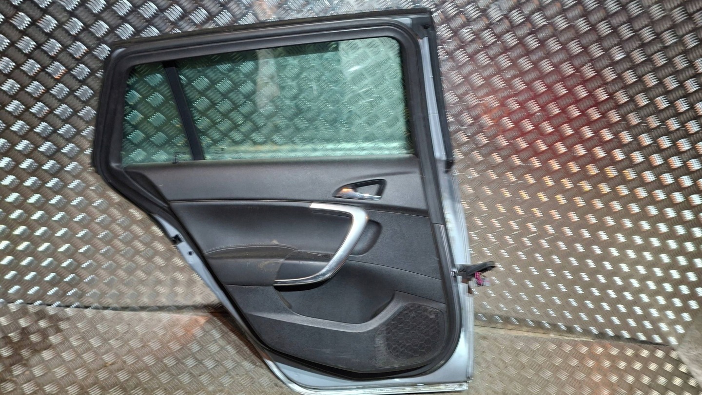 Tür heck rechts OPEL INSIGNIA A KOMBI 2008