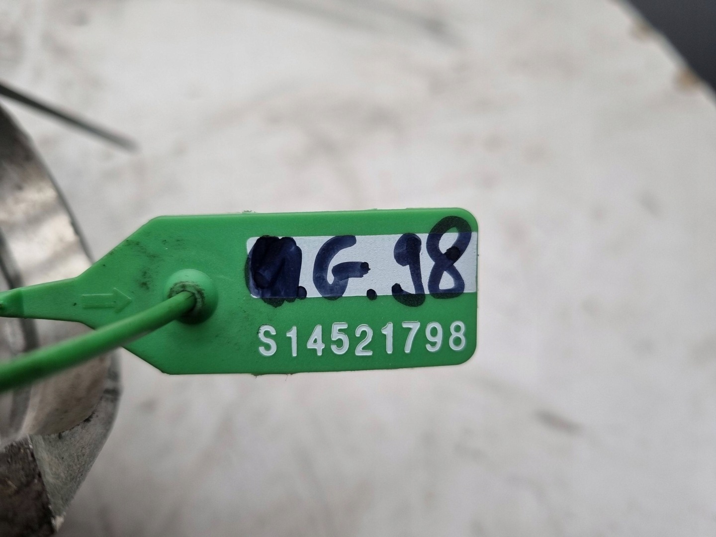 hlava MOTORU vačky KPL 7781211 BMW E90 E91 E60 E61 E87 X3 E83 2.0D M47T