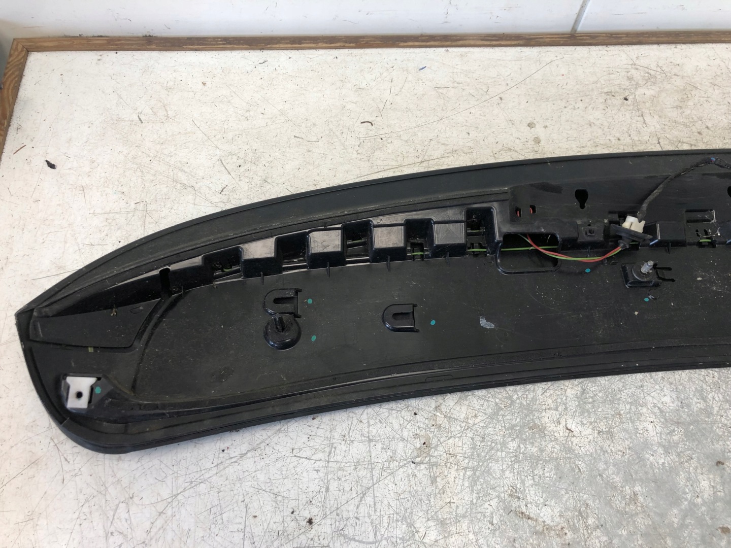 LOTKA SPOILER AUDI A6 C7 KOMBI 4G9827933D