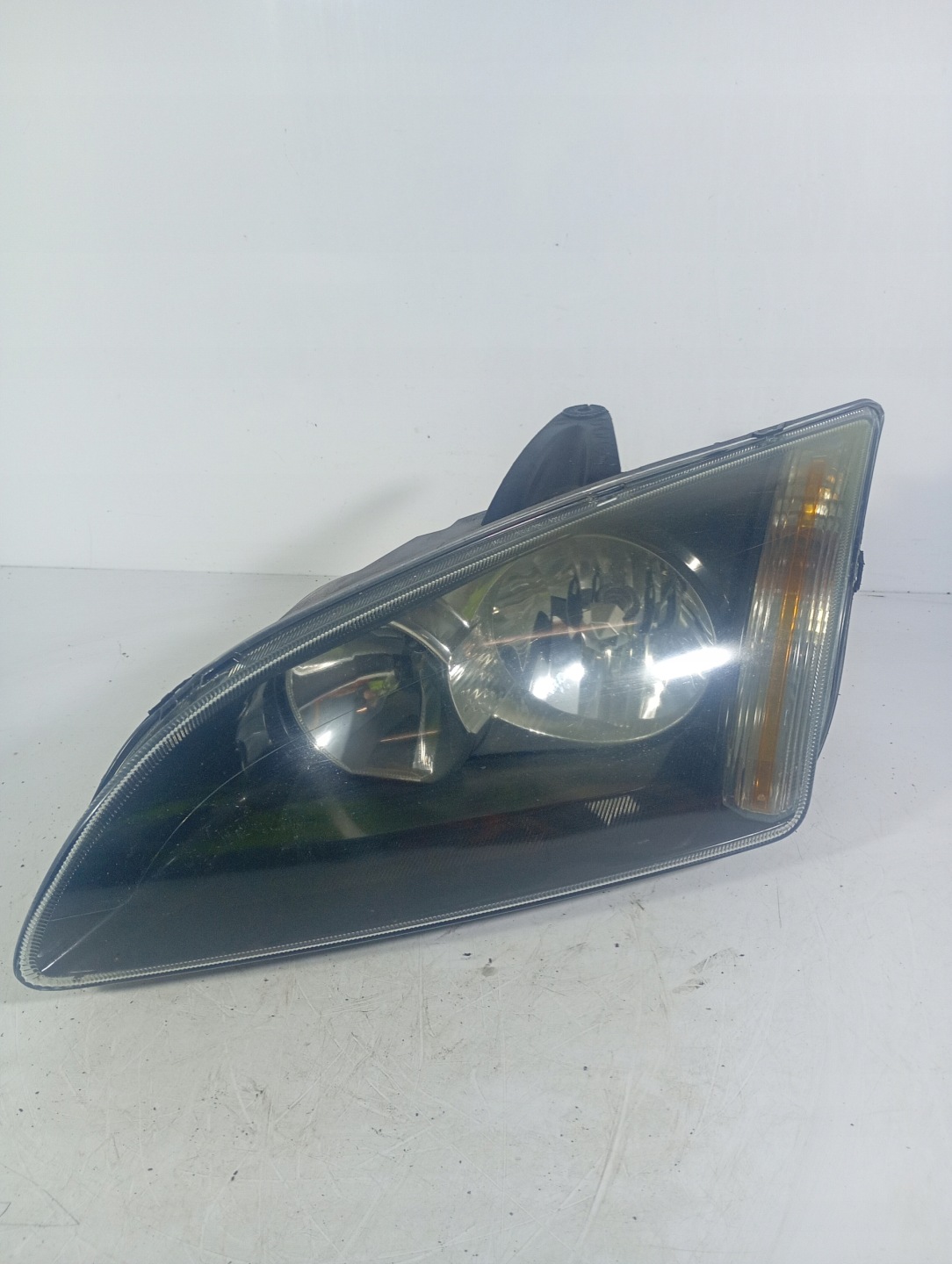 FORD FOCUS MK2 04-11 REFLEKTOR left front front OE 4M5113K060