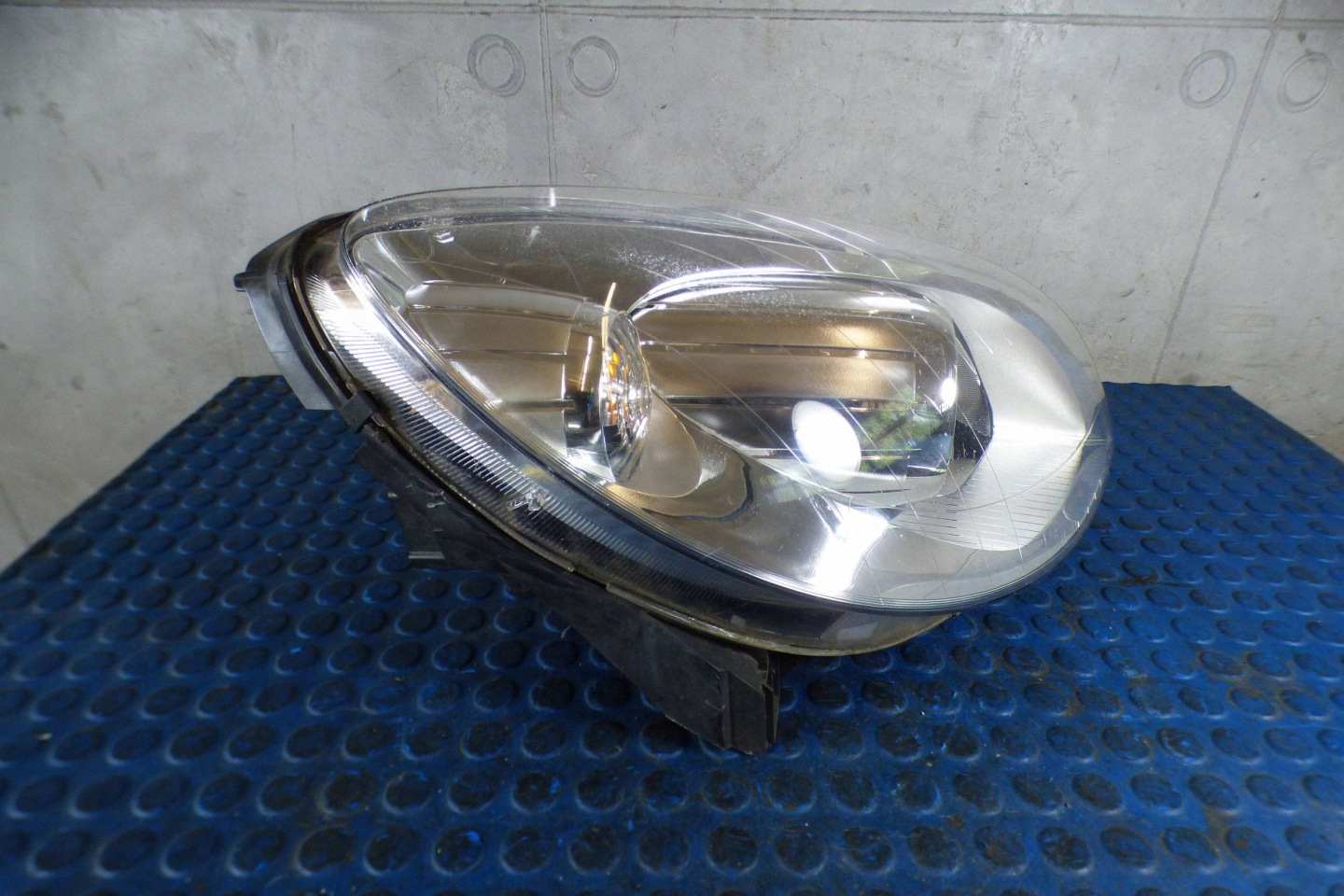 Mercedes B-Klasa W245 reflektor light right front A1698207861 st.BDB ORYG.