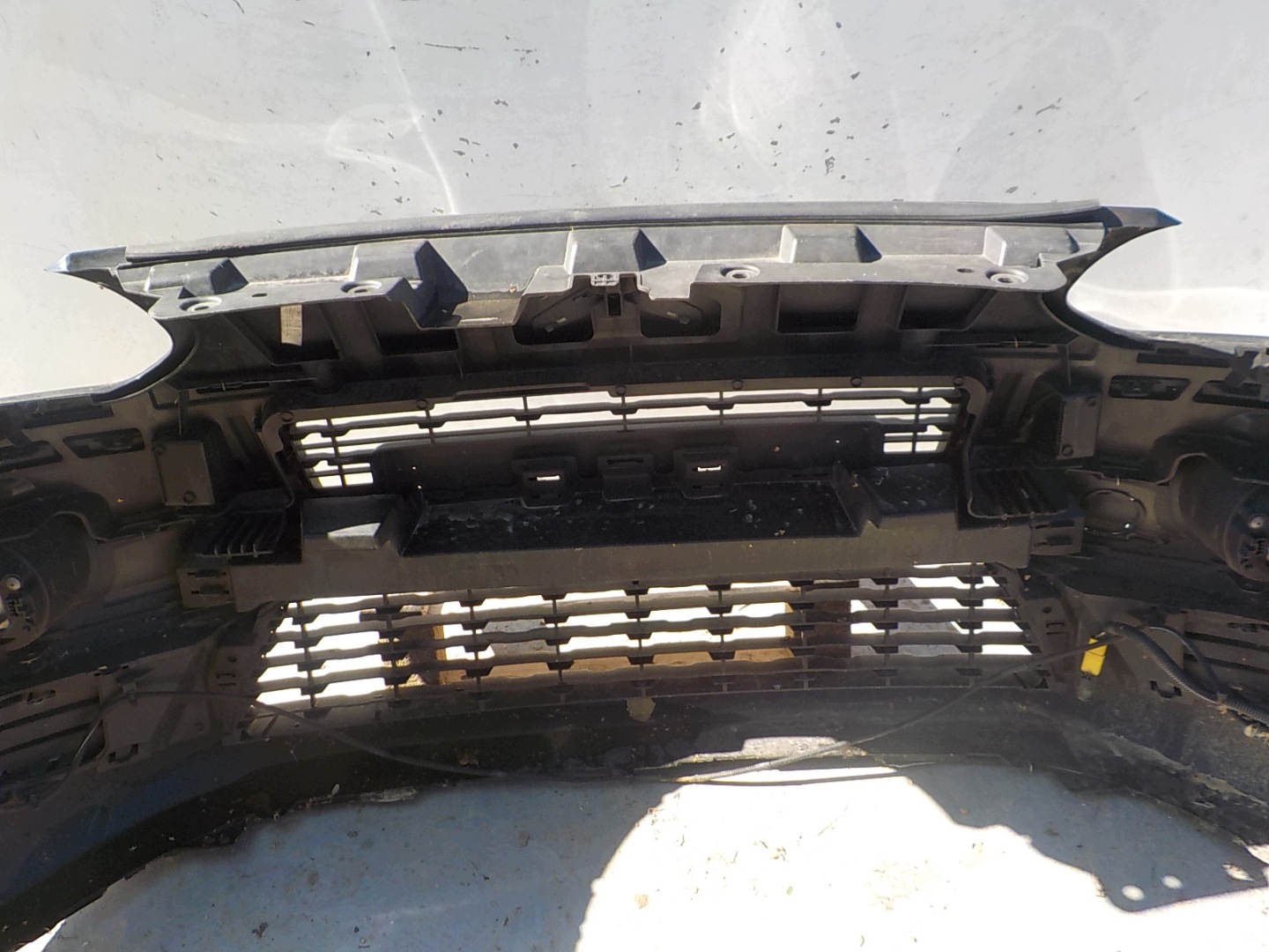 590 CITROEN C3 PICASSO nárazník předek přední