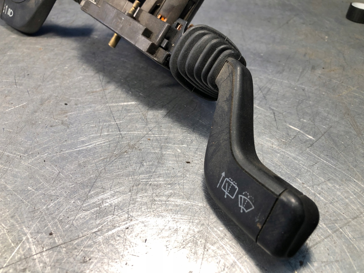 DEVIO LUCI TERGICRISTALLO TERGI OPEL ASTRA F 90306520 593914