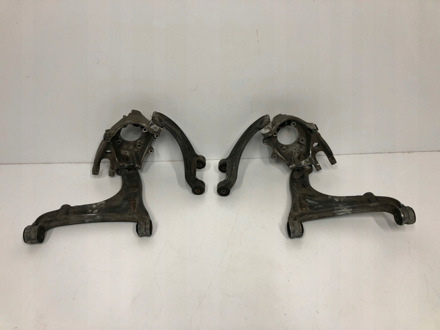 arm swing rear L R MASERATI GRANTURISMO