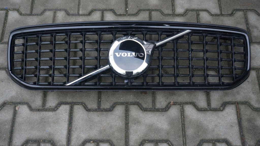 VOLVO XC40 LIFT R-design grill grille radiator