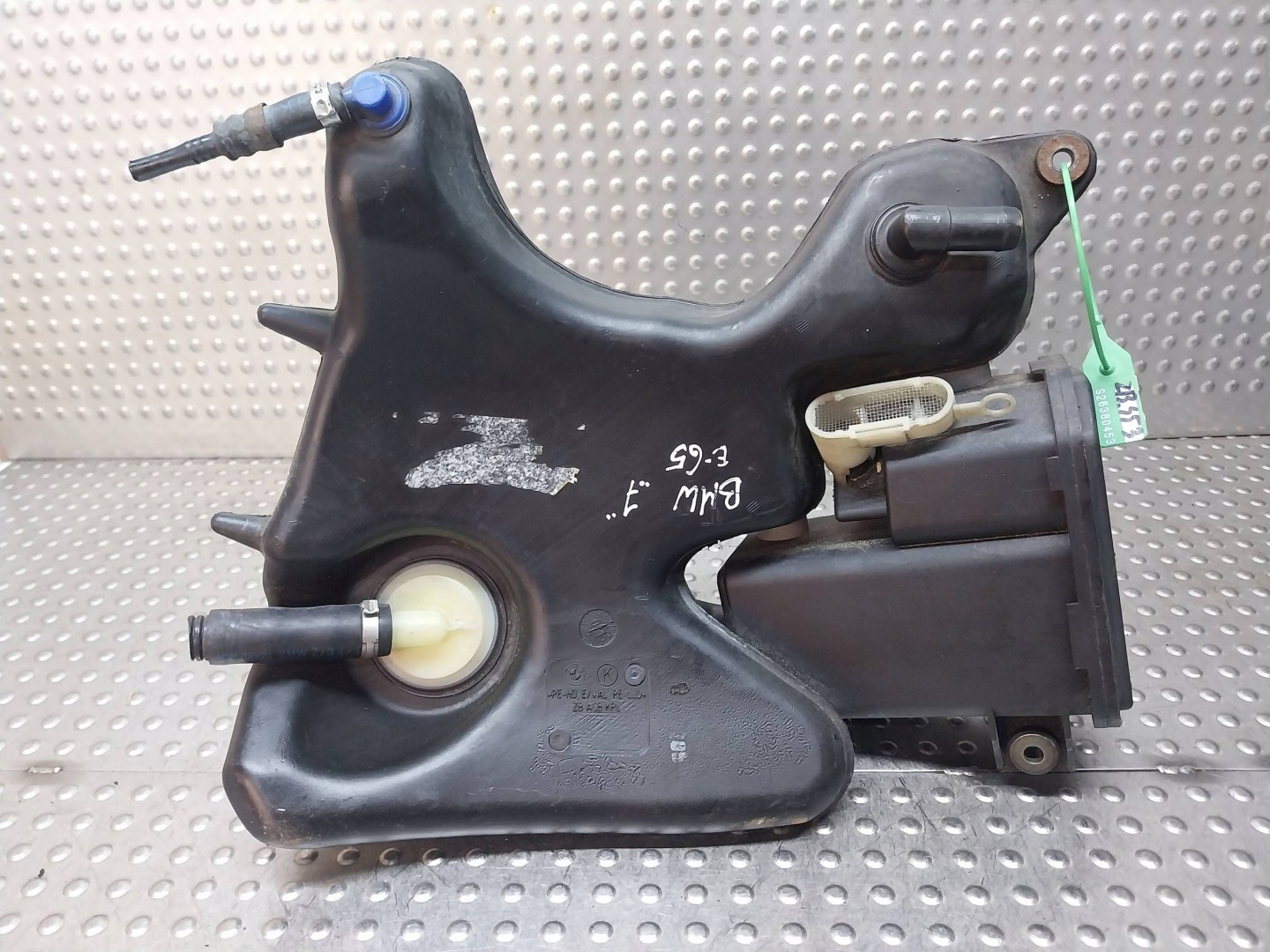 Behälter Kohlenstofffilter 6752860 BMW 7 E65 E66