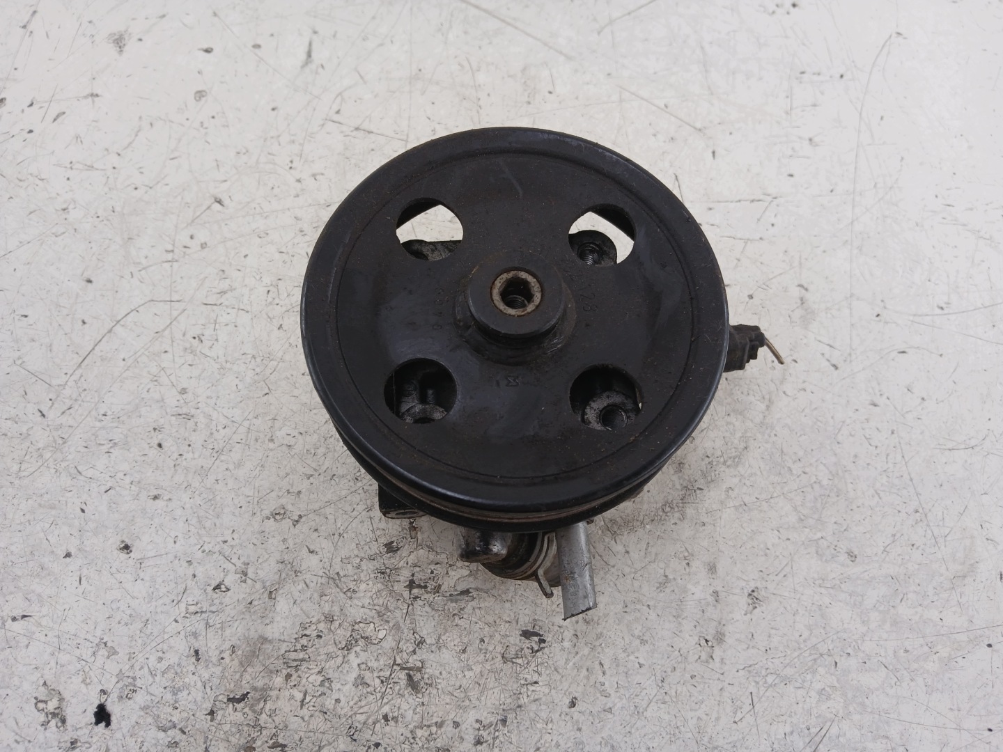 FORD FOCUS MK1 1.6 Pompa servosterzo 2S413A696AA 76 BAR