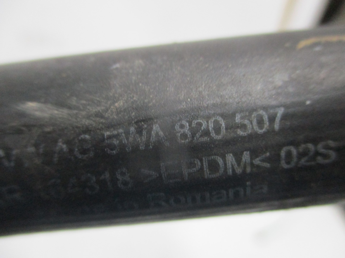 hose pipe VW 5WA820507