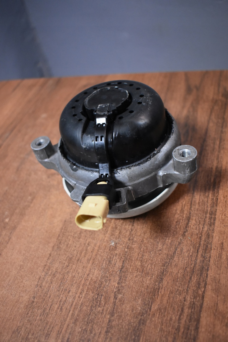 IDEALNA gearbox mount right AUDI A8 D5 Q7 1