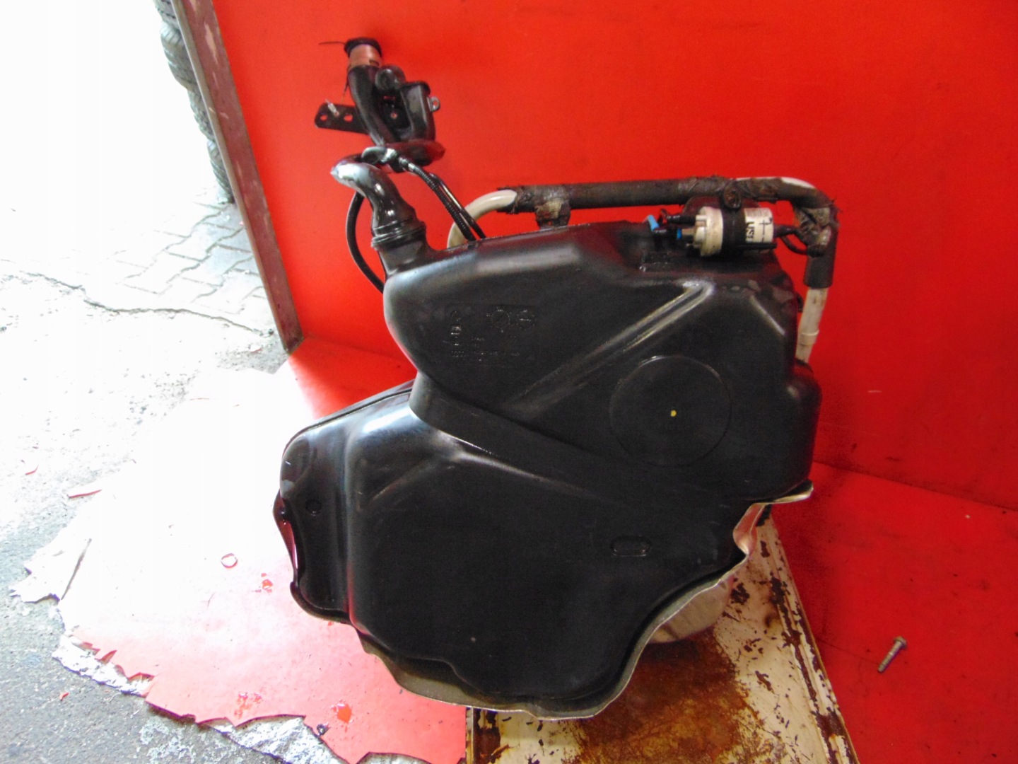 VW SCIROCCO 3 III 1.4 TSI tank kraftstofftank