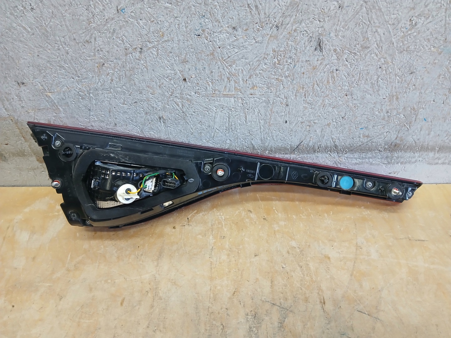 light rear part left RENAULT ARKANA 265509503R