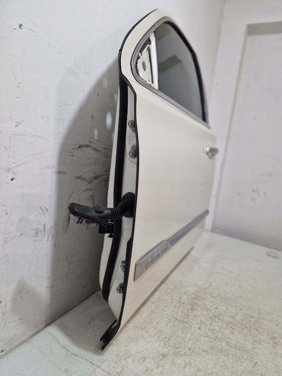 CADILLAC ESCALADE IV 2015 - door left front front complete BNG