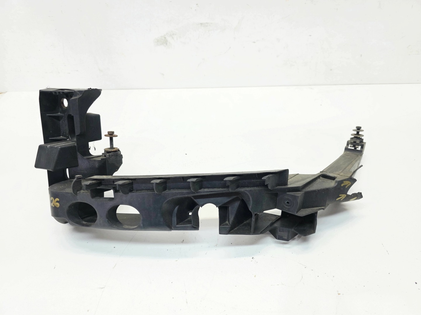 support holder REFLEKTORA left AUDI A3 8P LIFT 8P0805607 3/26