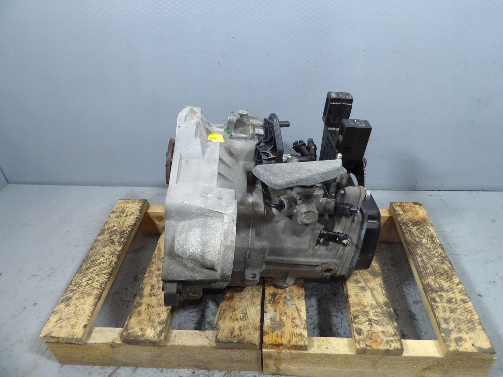 SKODA RAPID 1.6TDI gearbox, manual RSY