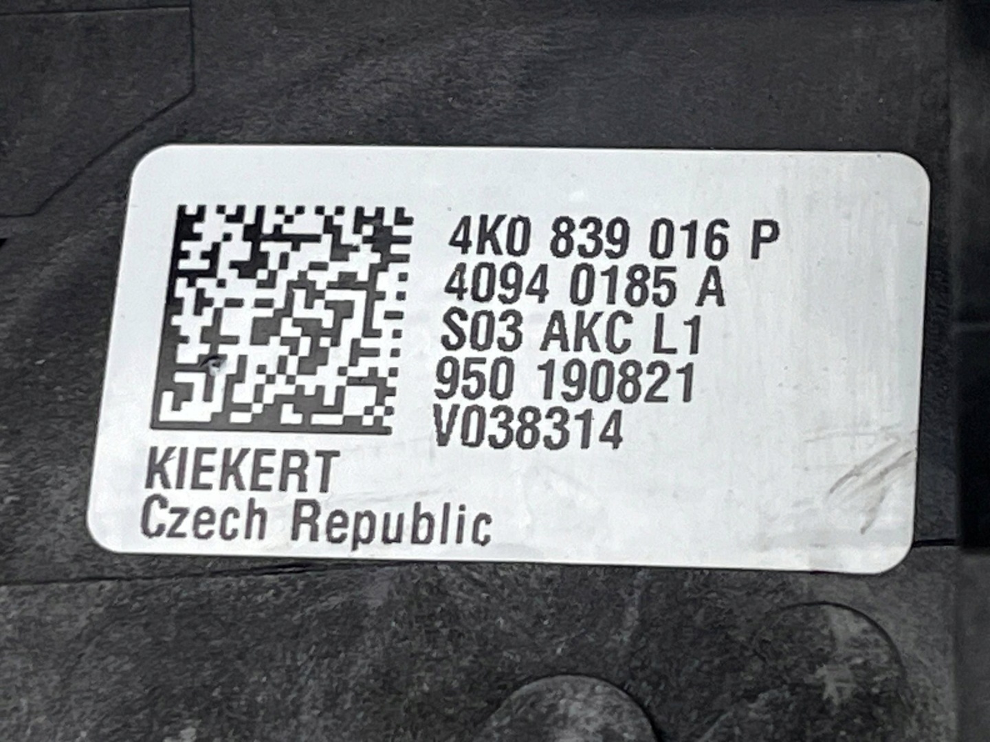 AUDI A7 A6 Q8 lock door right rear part 4K0839016P @M