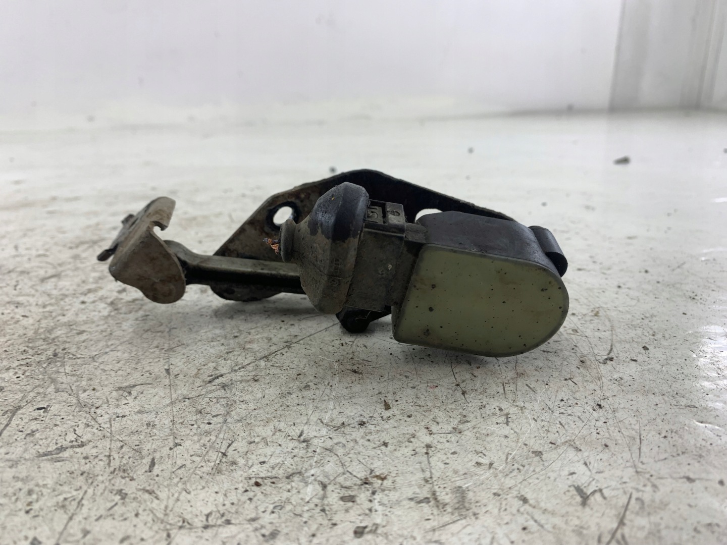 VW PHAETON AUDI Q7 4L Sensor POZIOMOWANIA Leuchten 4E0907503C