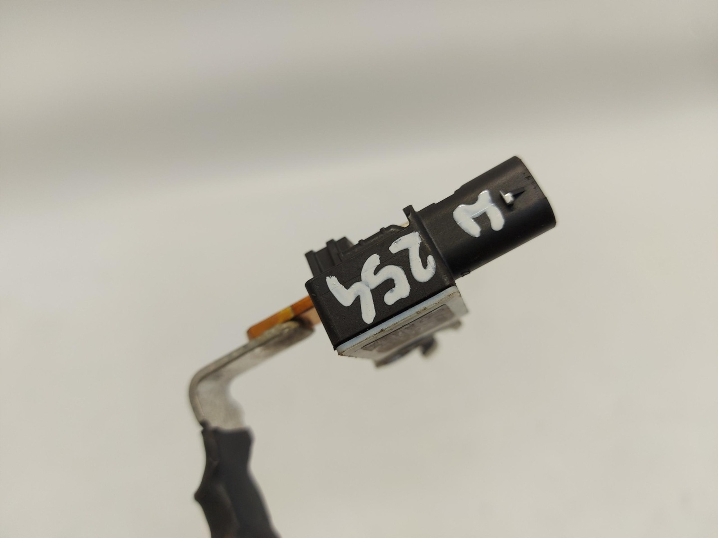 Mercedes W254 GLC 220d Batteriemanagement Sensor A0009057414