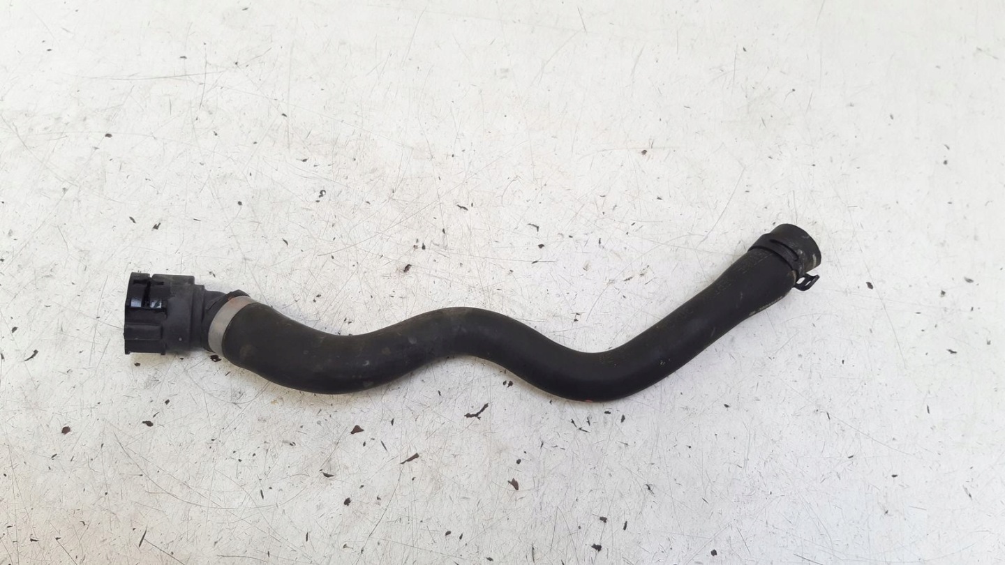 hadice vedení vody Opel Corsa E 1,4