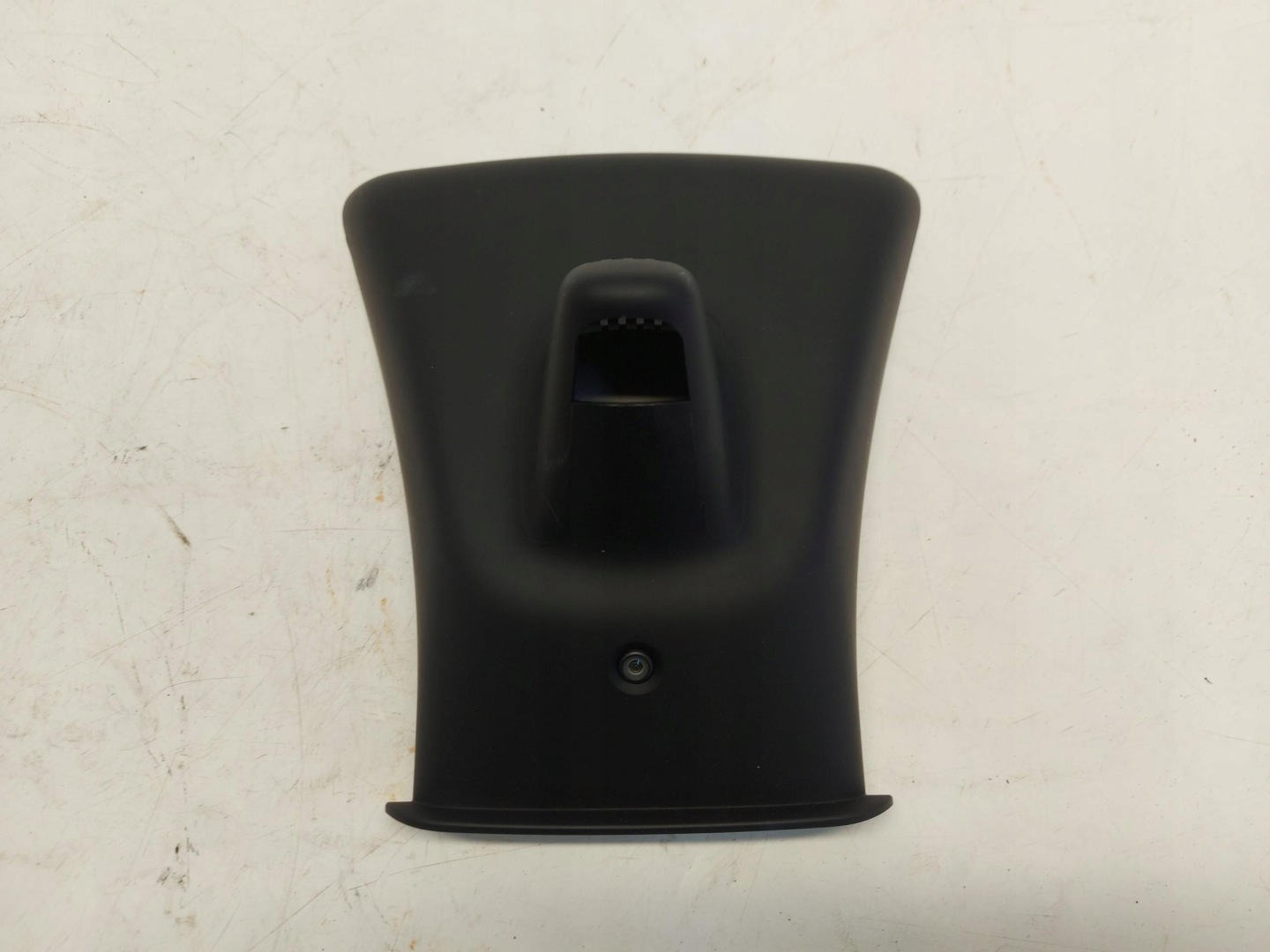 TESLA MODEL Y 2024r KAMERA cabs 1588124-01-O