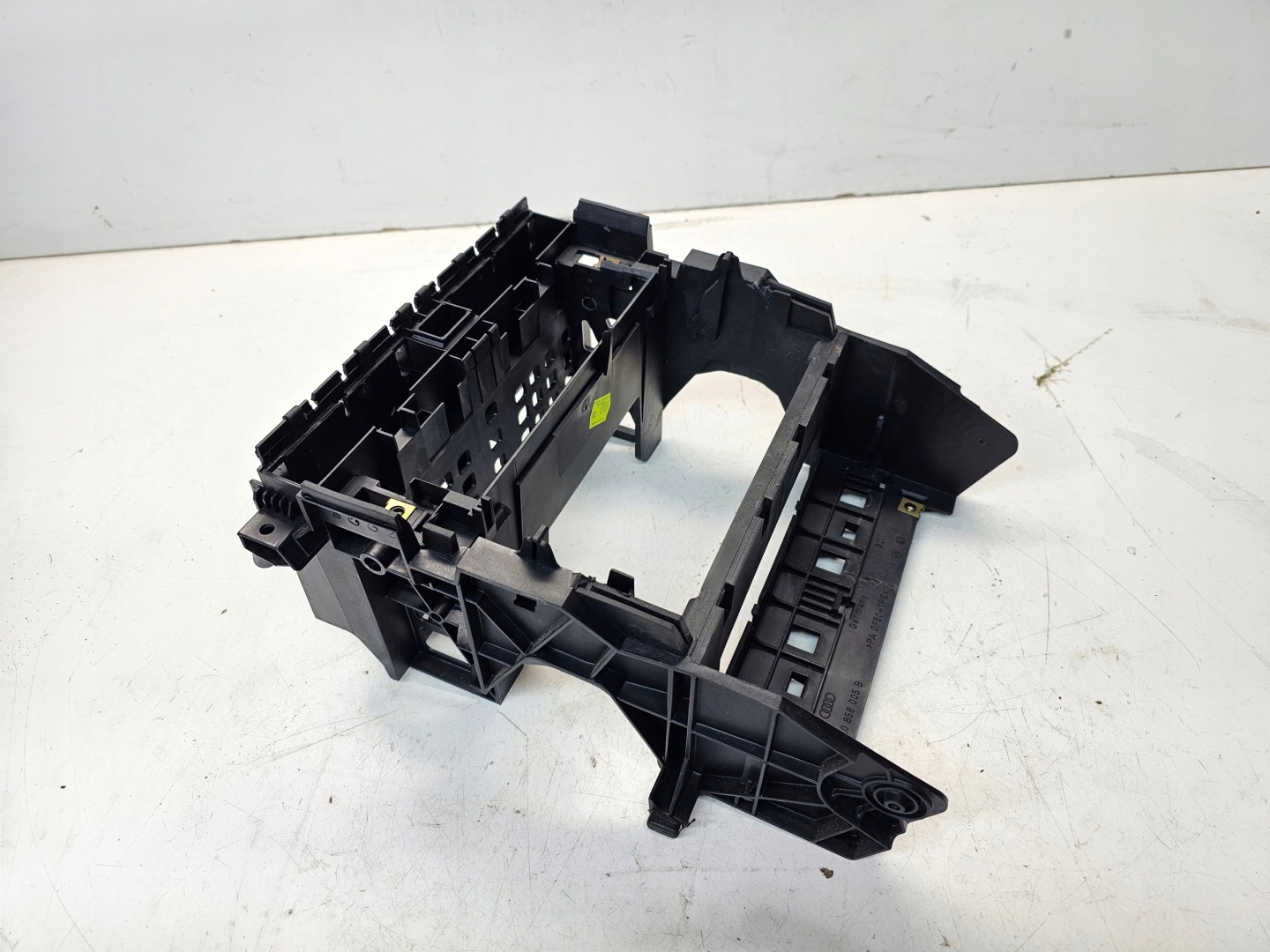 Korb 1 DIN AUDI A4 B6 B7 Original 8E0858005BM1 DIN !!!