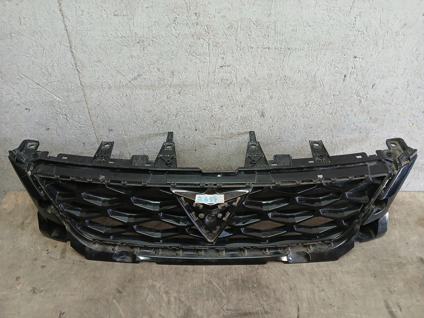 Grille SEAT ATECA SUPRA 575 575853654G