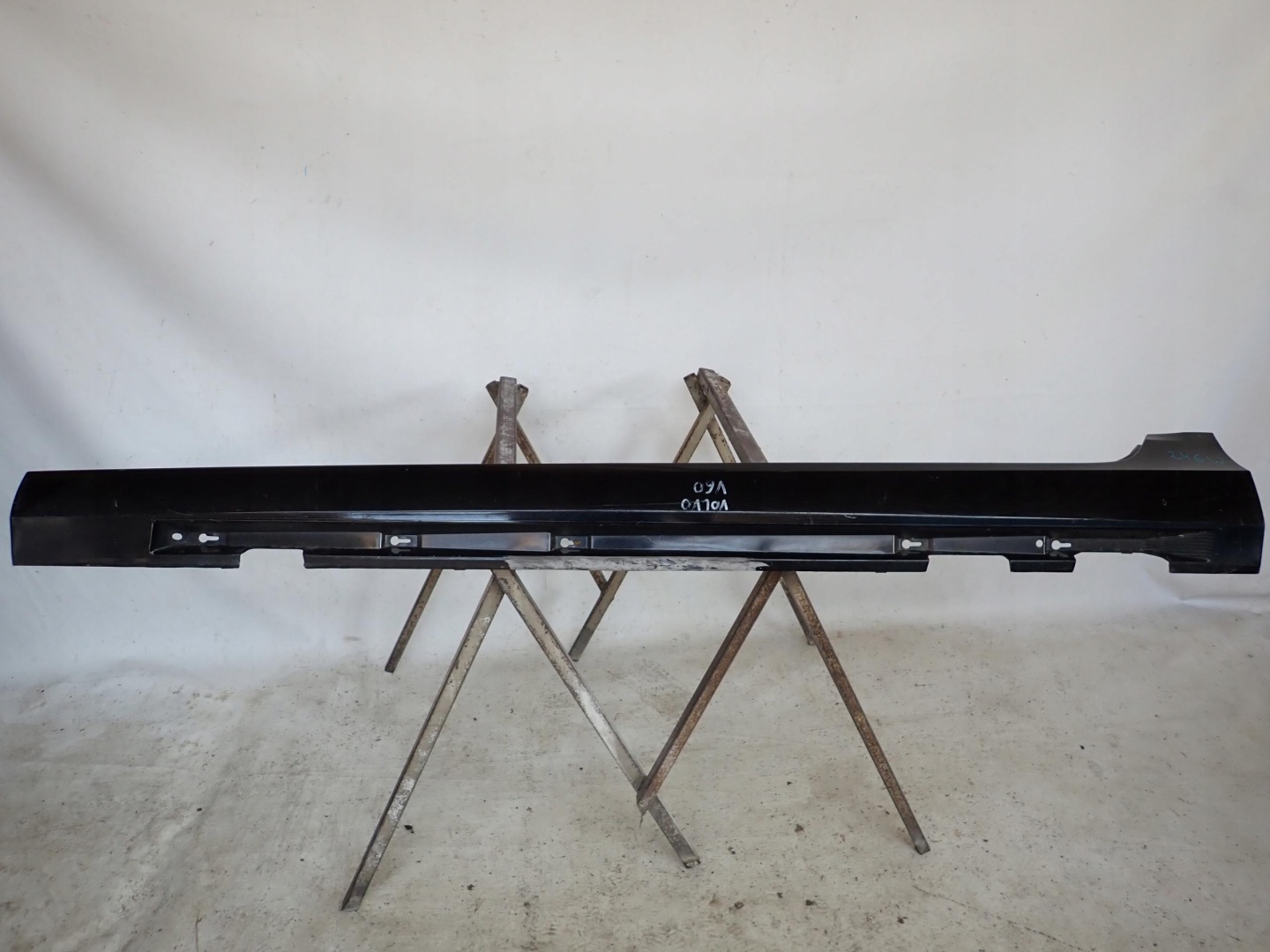 VOLVO S60 II V60 10-> threshold left moulding threshold left 31333004
