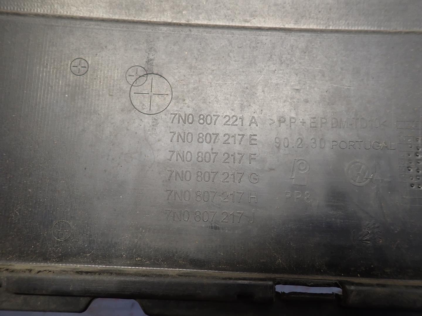 nárazník předek přední VW SHARAN 2010- 7N0807221A