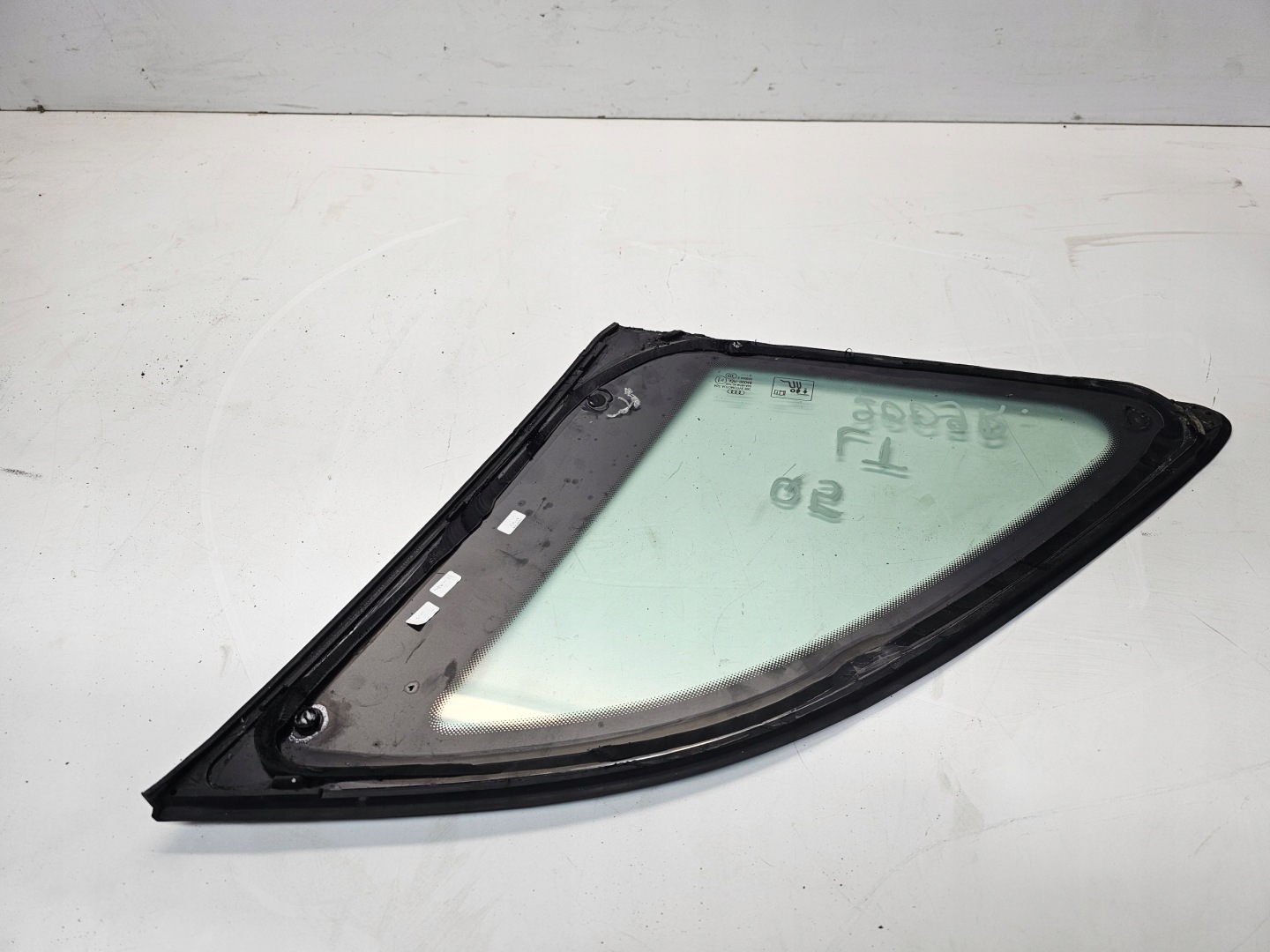 window bodywork AUDI Q5 8R left rear part 2009R