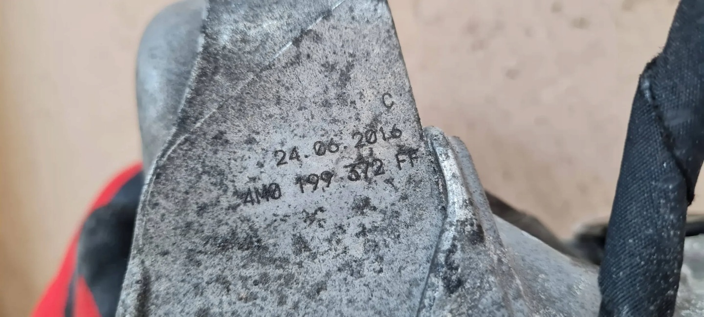Q7 4M engine mount right right front 3.0 TDI 4M0199372FF