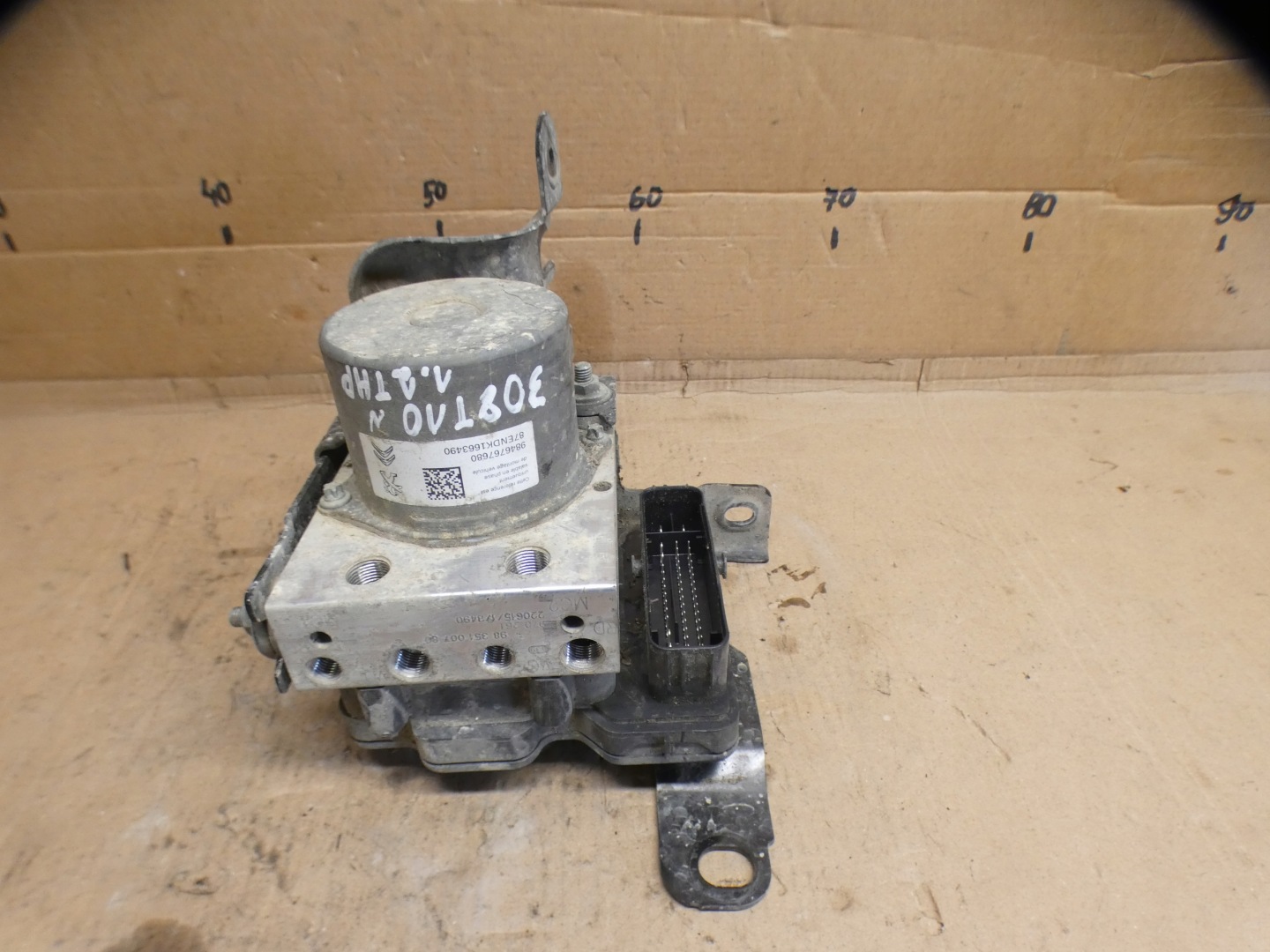 pump ABS control unit PEUGEOT 308 III 3 9846767680
