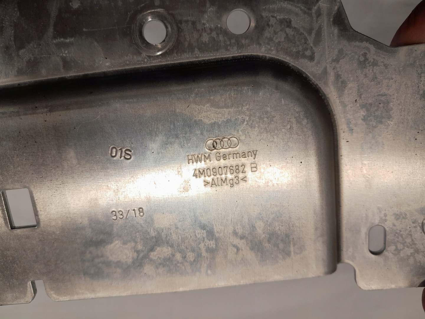 PORSCHE CAYENNE 9Y Support plaque Poignée TUNELU 4M0907682B