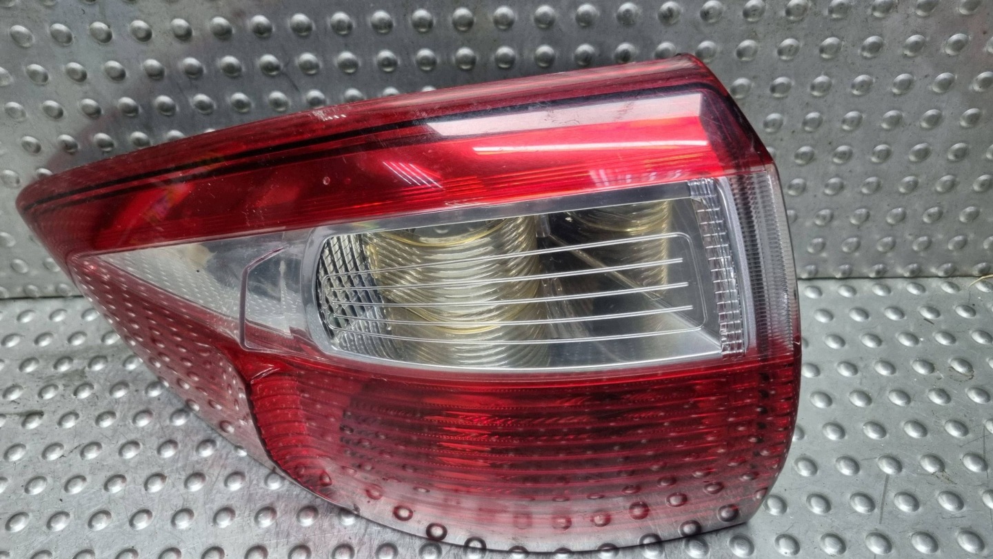 light left rear part AM51-13405-BE FORD C-MAX MK2 10-15