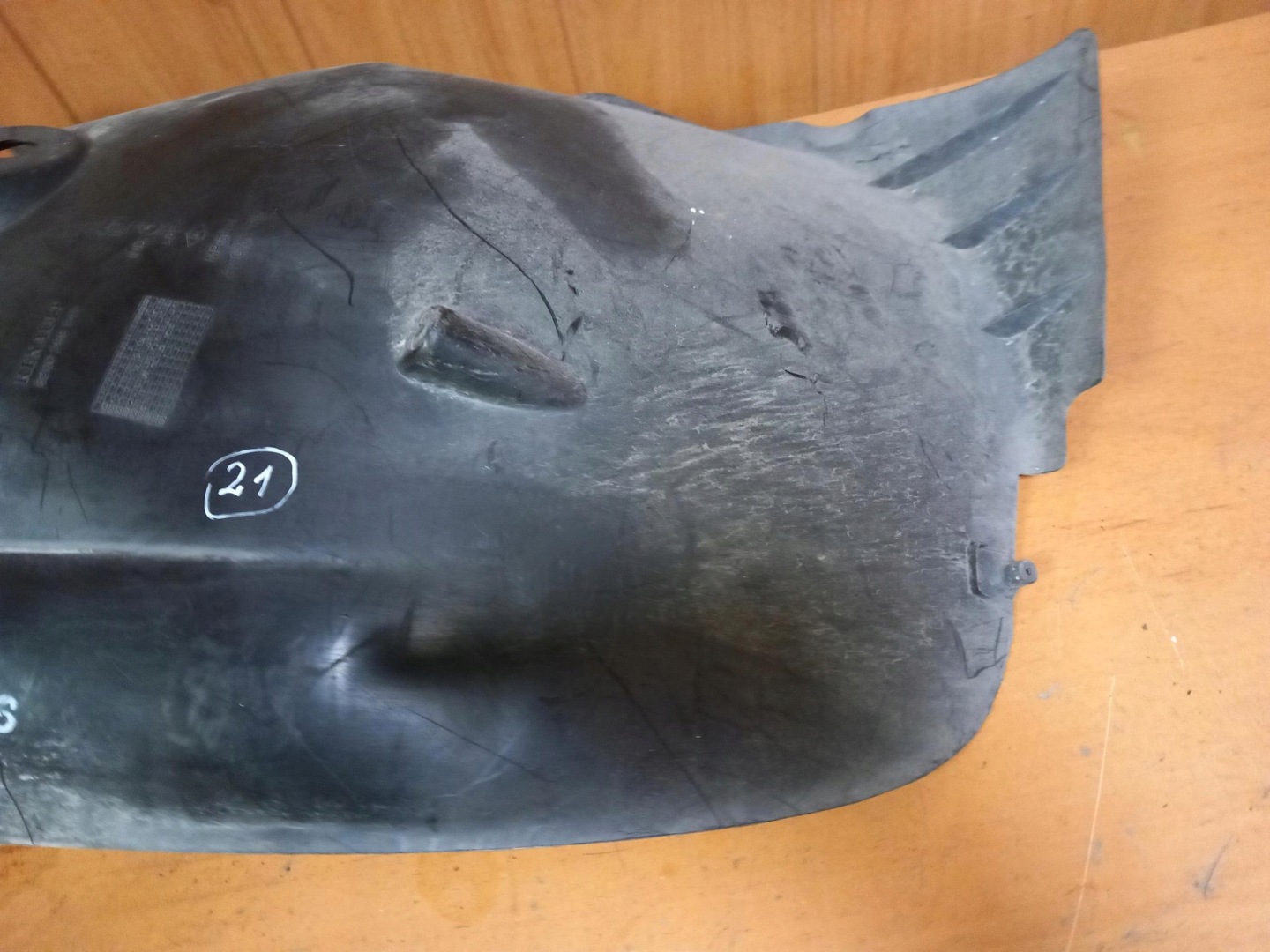 mudguard left front RENAULT CLIO III 8200289945 05-12