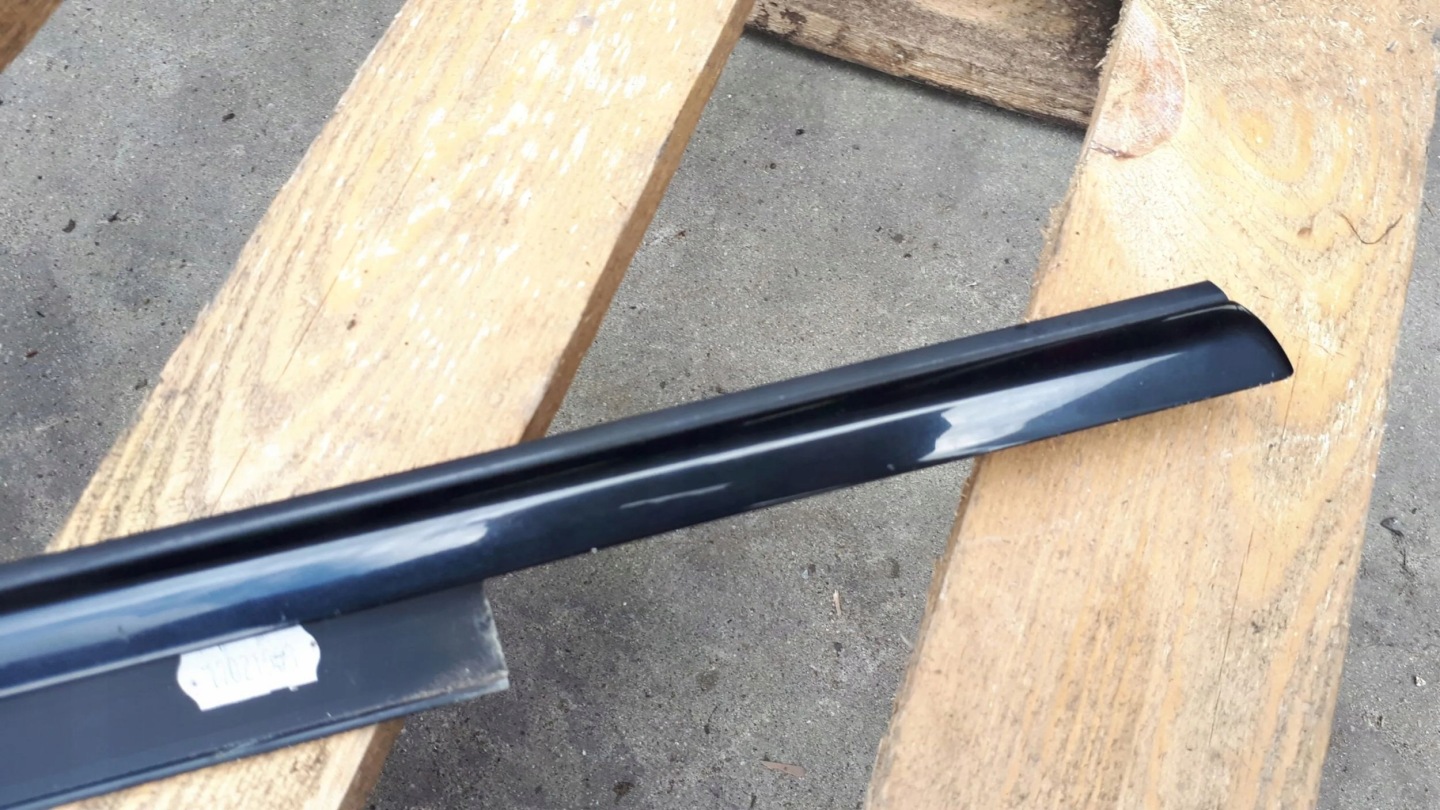 A6 C7 LIFT moulding dust left rear part SLINE